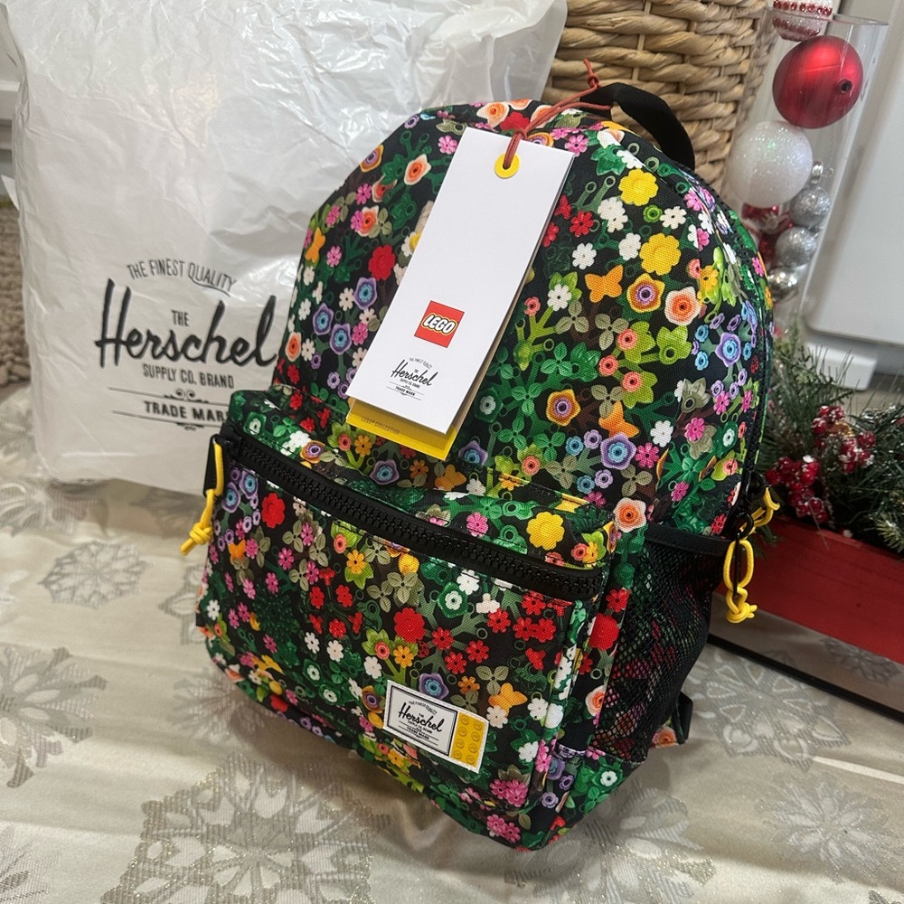 New Herschel Heritage x LEGO Children’s Floral Lego Backpack Limited Edition 15L - Picture 15 of 16